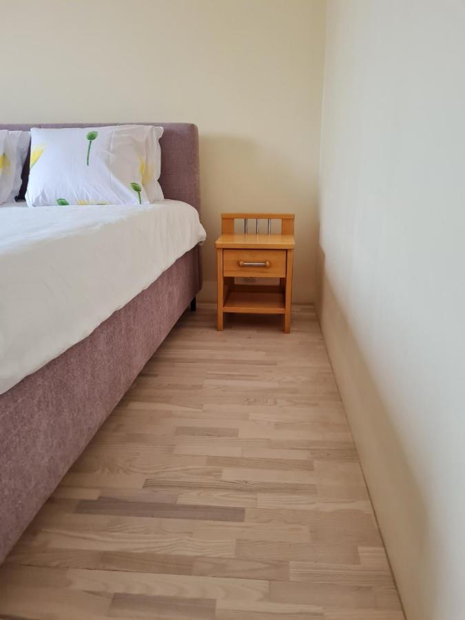 Cozy One Bedroom Apartment In City Center Tallinn Eksteriør billede