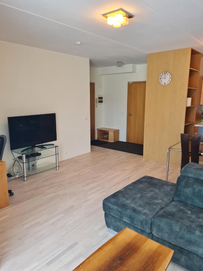 Cozy One Bedroom Apartment In City Center Tallinn Eksteriør billede